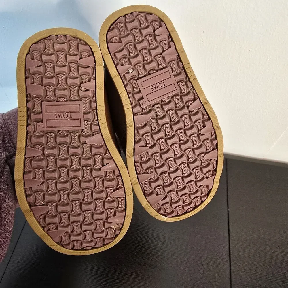 Tom's Kids‎ Brown Chukka Boots, Size 8M No tie